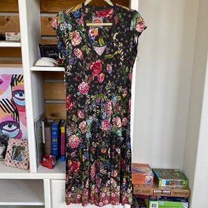 Johnny Was NWOT Floral V-Neck Dress - Black and Multicolor
